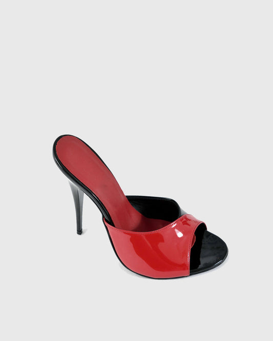 Yamka Red Black Colorblock Slippers